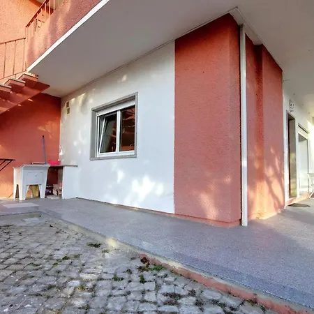 Lucia's Place Daire Nazaré