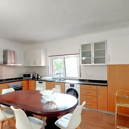 Lucia's Place Apartment *